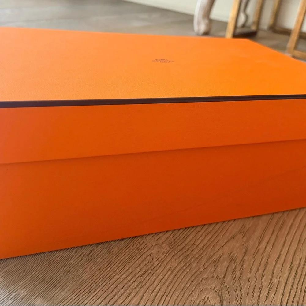 Hermes Orange Storage Box size 14 x 8.5 x 5 in